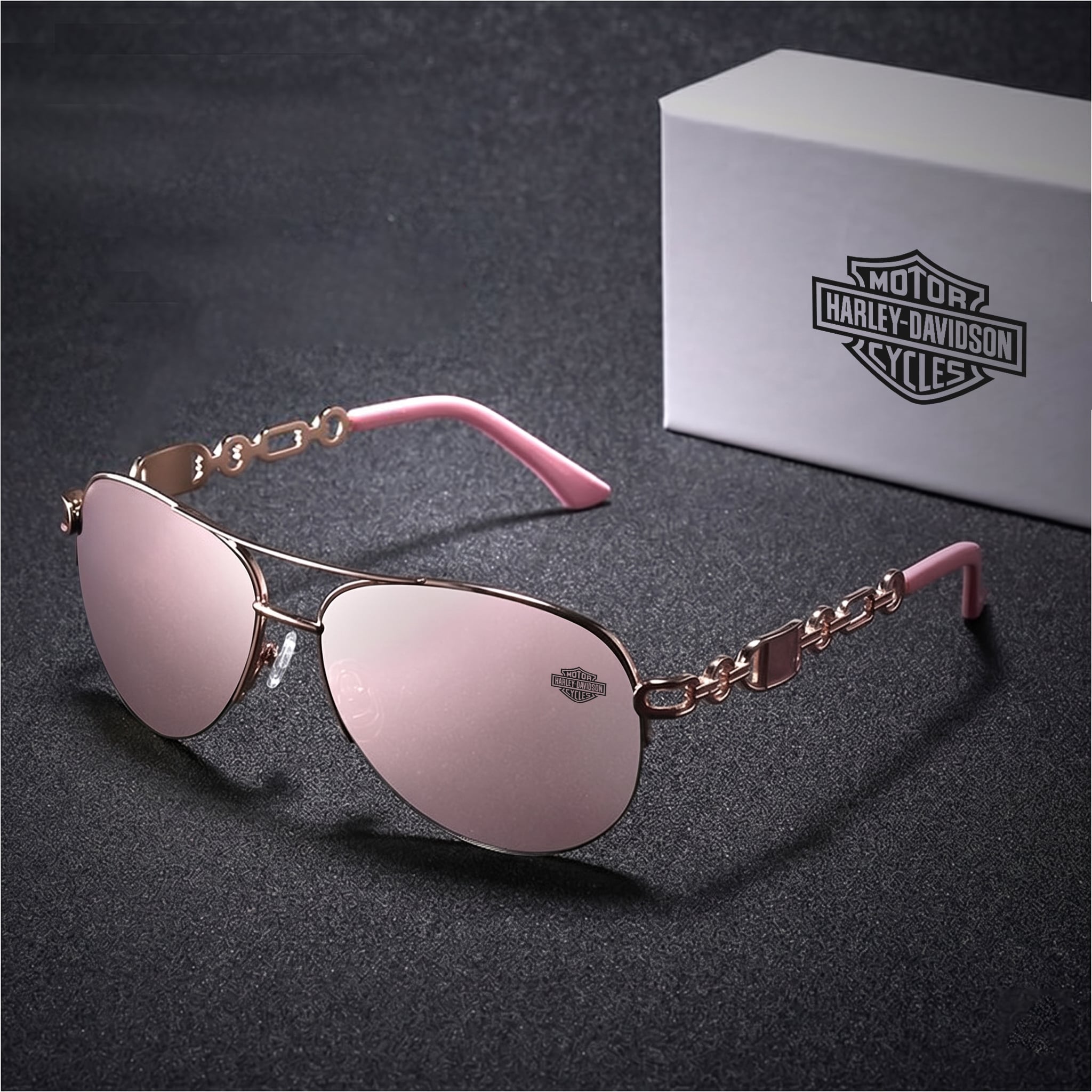 Pink-ads-15-1.jpg